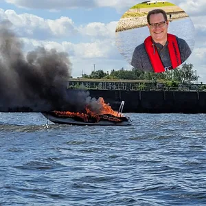 Brennendes Boot