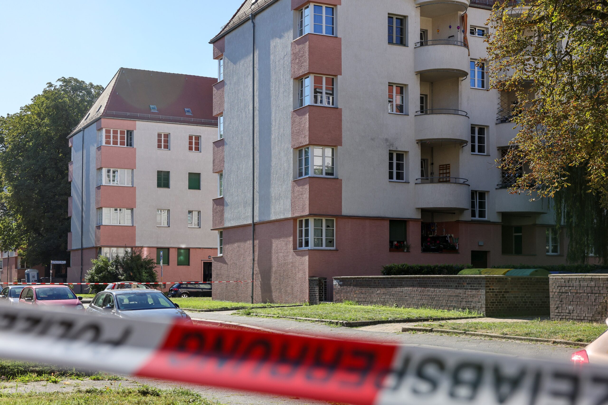 In diesem Wohngebiet in Leipzig-Reudnitz soll ein 37-Jähriger seine Ex-Partnerin getötet und sein Kind schwer verletzt haben.