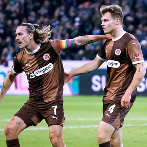 Jackson Irvine behält die Binde, David Nemeth rückt nicht in den Mannschaftsrat auf.