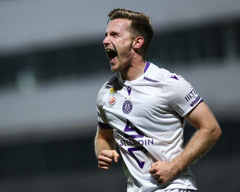 Johannes Eggestein jubelt