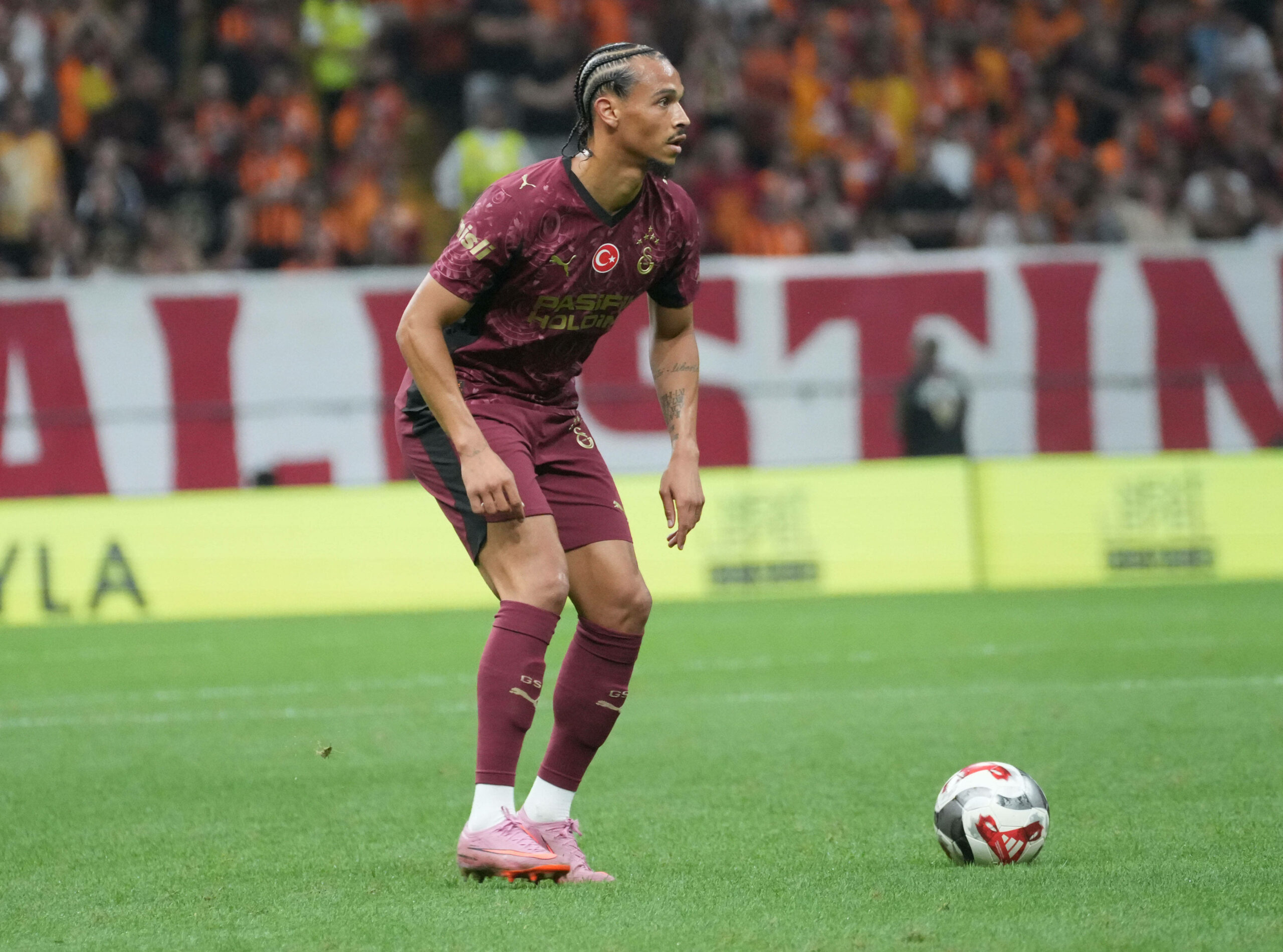 Leroy Sane im Galatasaray-Trikot