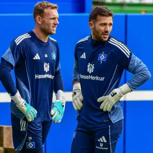 Daniel Peretz und Daniel Heuer Fernandes im HSV-Training