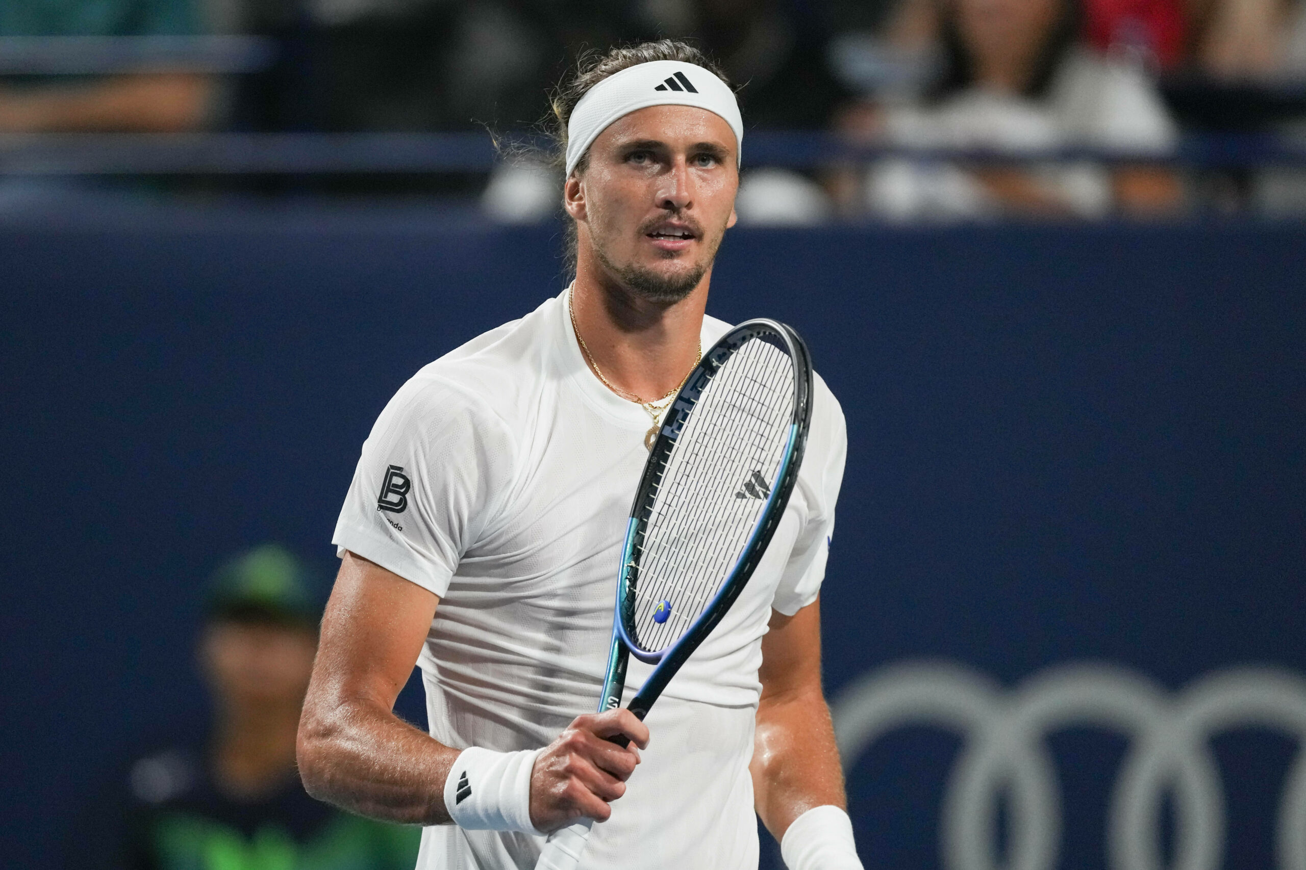 Alexander Zverev mit Schläger