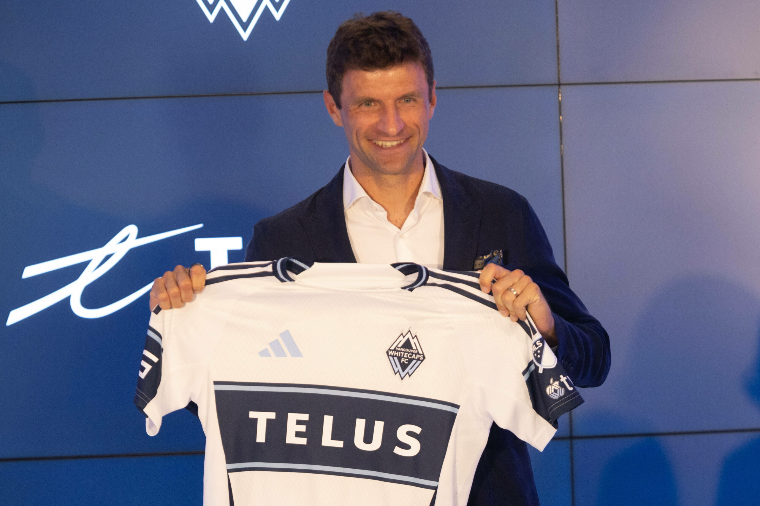 Thomas Müller wird bei seiner Vorstellung als neuer Spieler der Vancouver Whitecaps präsentiert