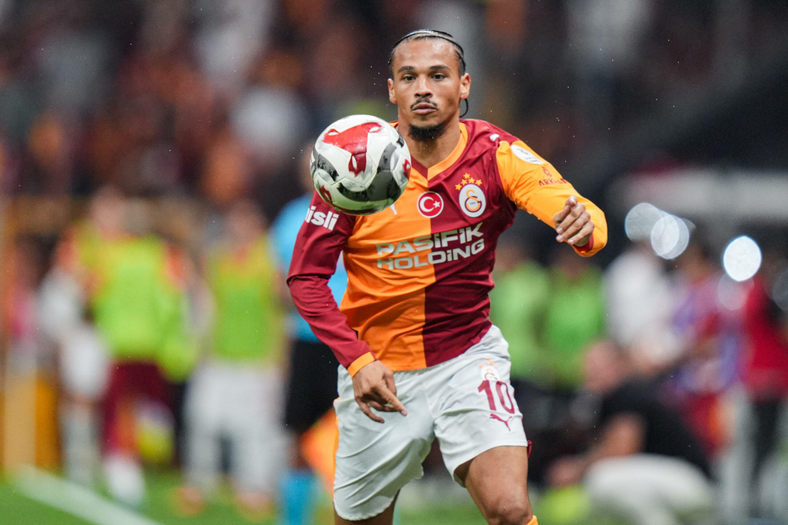Leroy Sané (Galatasaray) im Süper-Lig-Spiel gegen Fatih Karagümrük im Rams Park.
