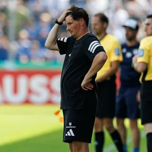 Merlin Polzin beim schwachen HSV-Auftritt in Pirmasens