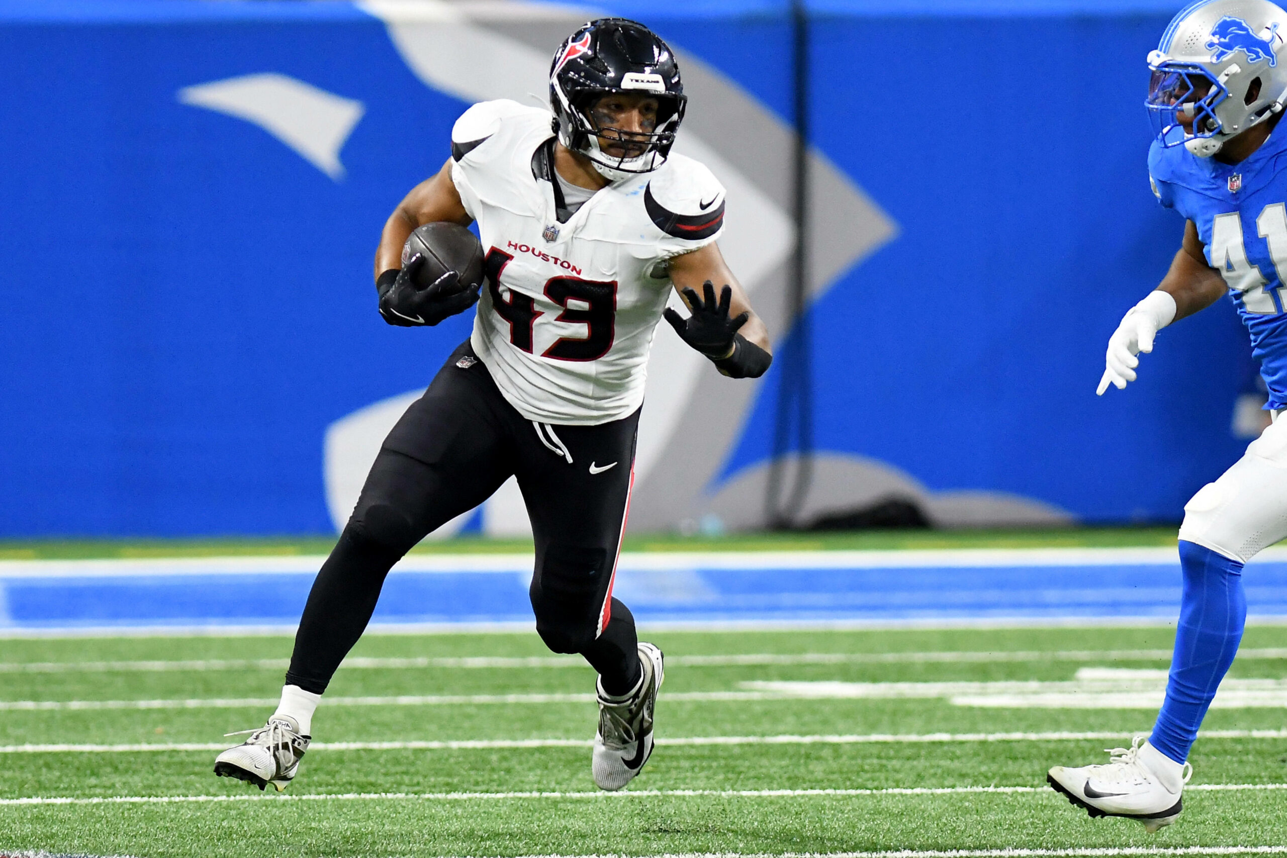 Jakob Johnson von den Houston Texans im Spiel gegen die Detroit Lions