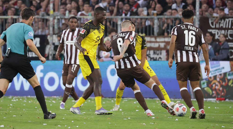 Eric Smith sieht die Lücke, bringt sich in Rücklage - und erzielt gleich das 3:3.