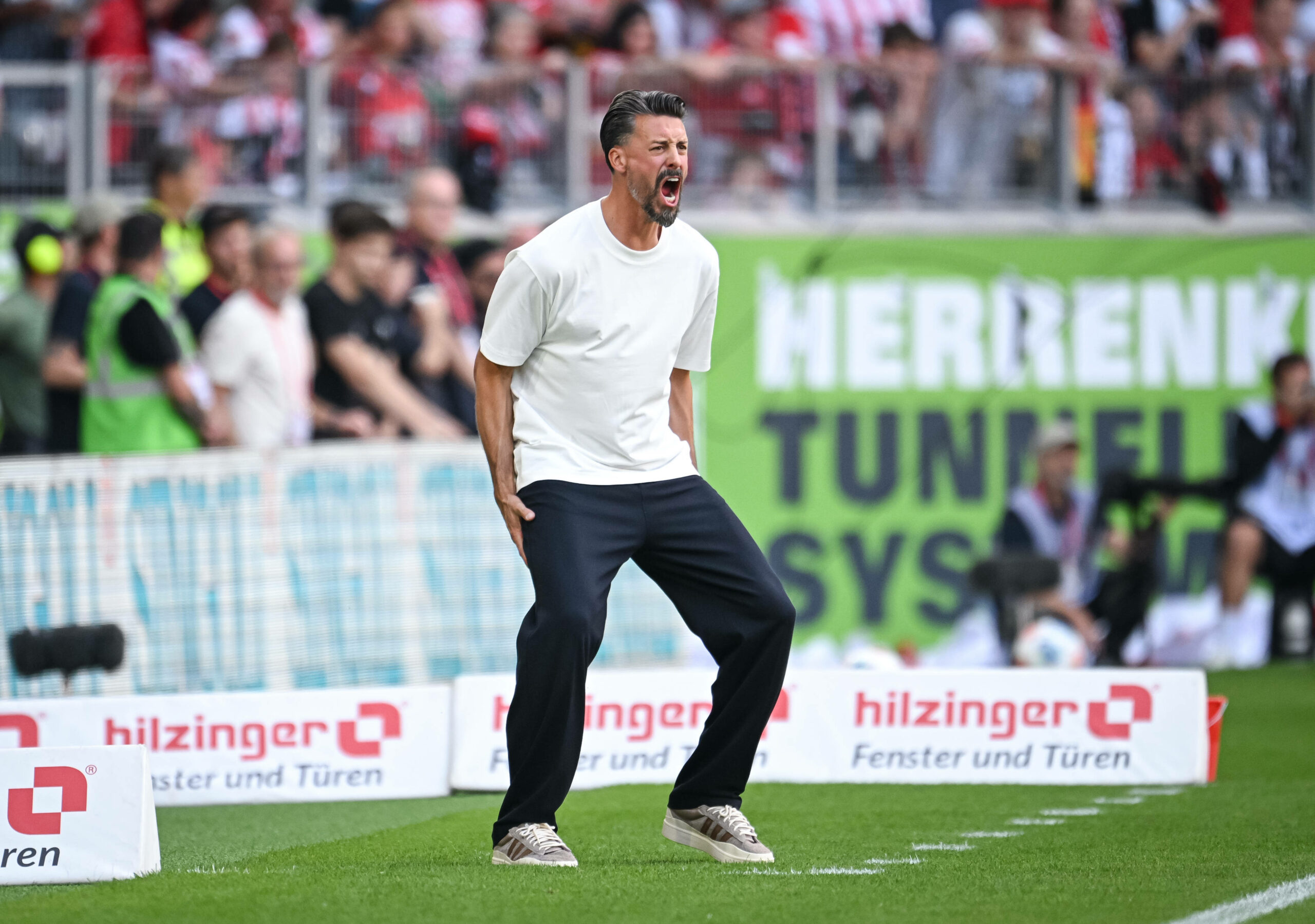 Sandro Wagner gibt Kommandos