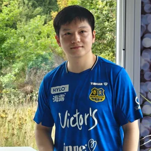 Fan Zhendong im Trikot von Saarbrücken