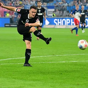 Martijn Kaars gegen den HSV