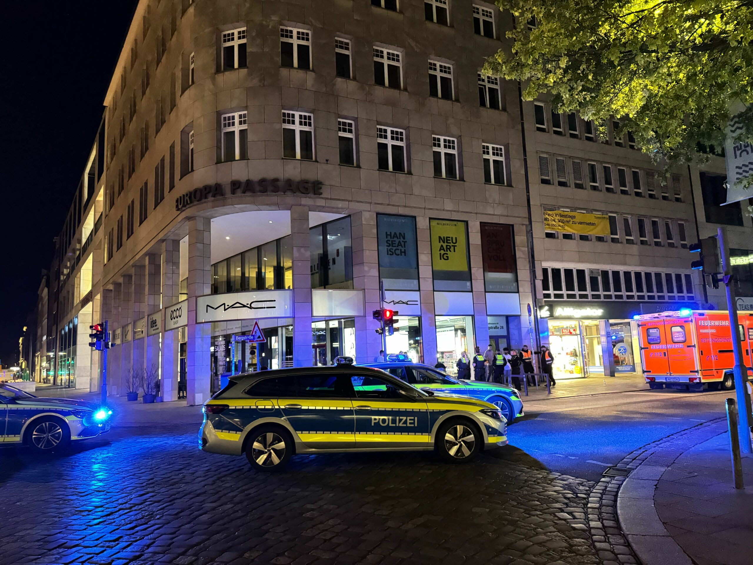 Auseinandersetzung am Jungferstieg – Sicherheitsmitarbeiter verletzt