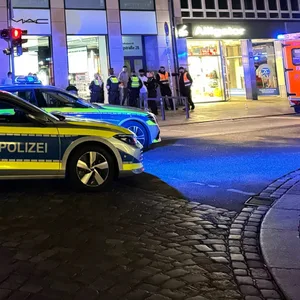 Auseinandersetzung am Jungferstieg – Sicherheitsmitarbeiter verletzt