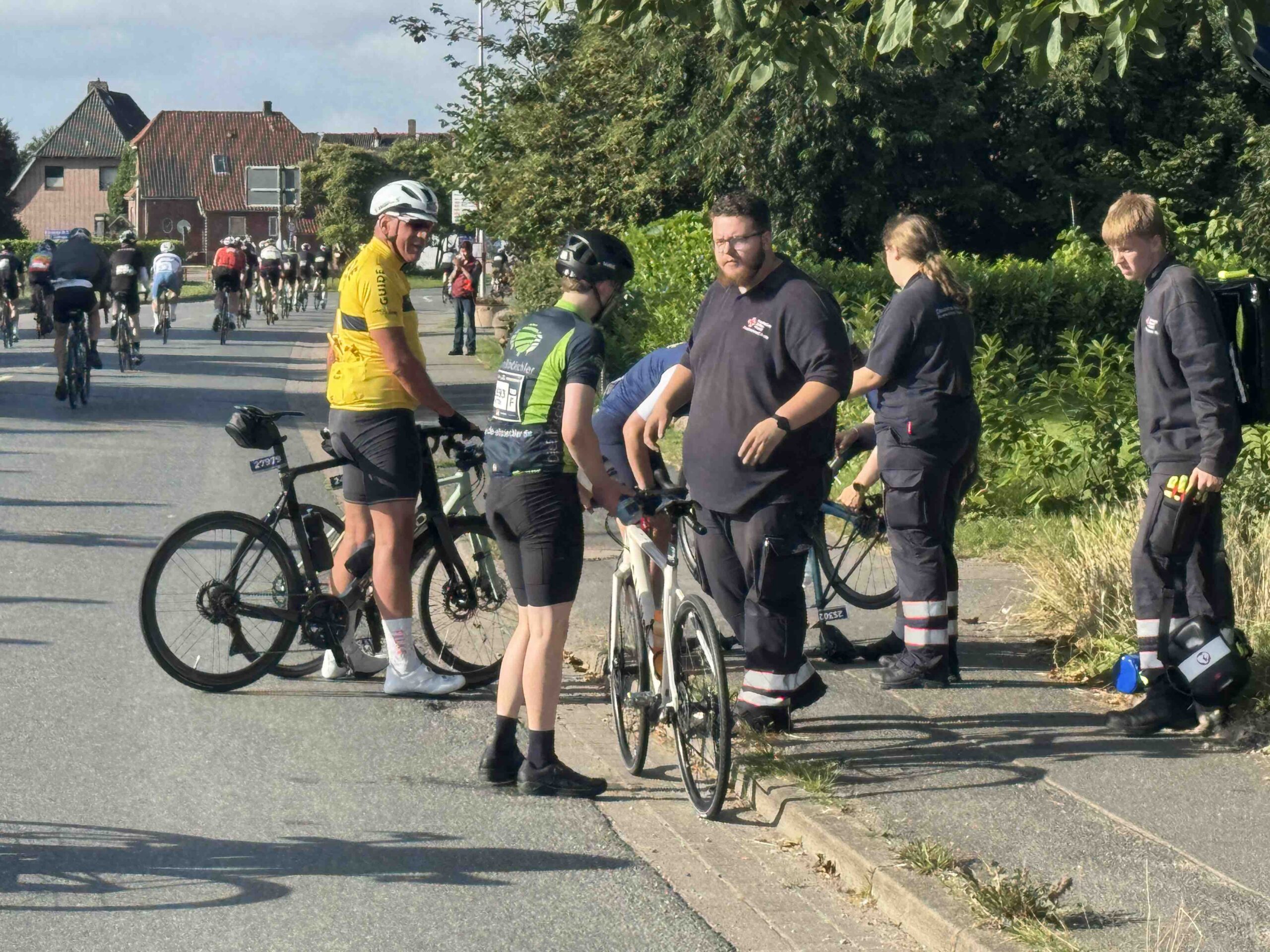 Massenstürze bei ADAC Cyclassincs – merhere Verletzte