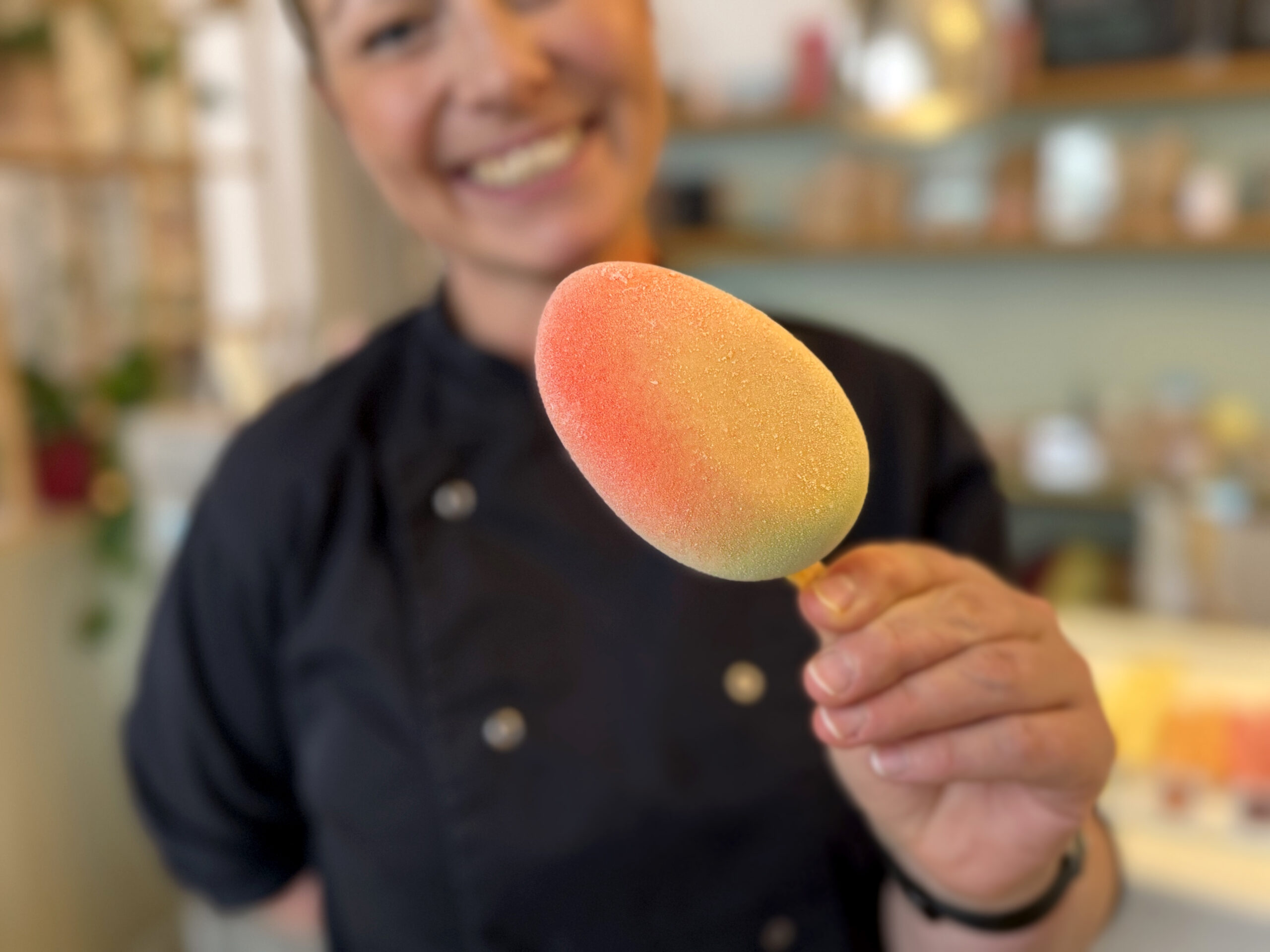 Die „virale Mango“ gibt es in Hamburg jetzt auch als Eis.