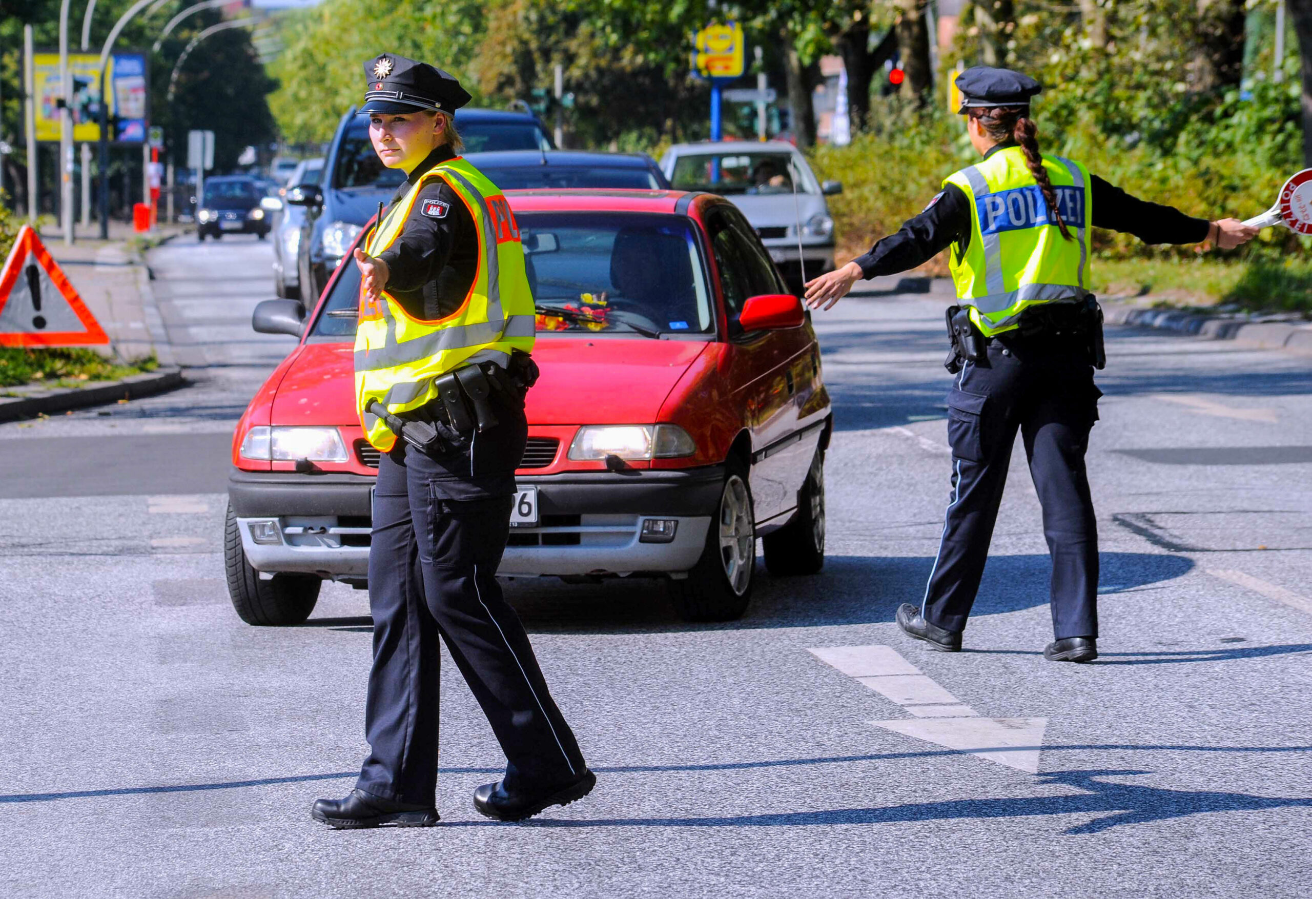 Verkehrskontrollen in Hamburg. 1158 Fahrzeugführer beim rasen erwischt