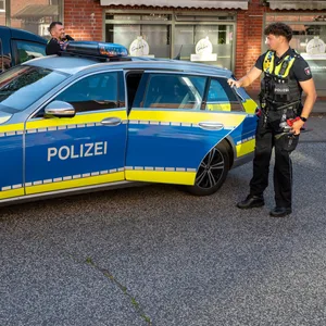 Nach Schüssen vor Kneipe in Lohbrügge – Polizei durchsucht Sports-Bar
