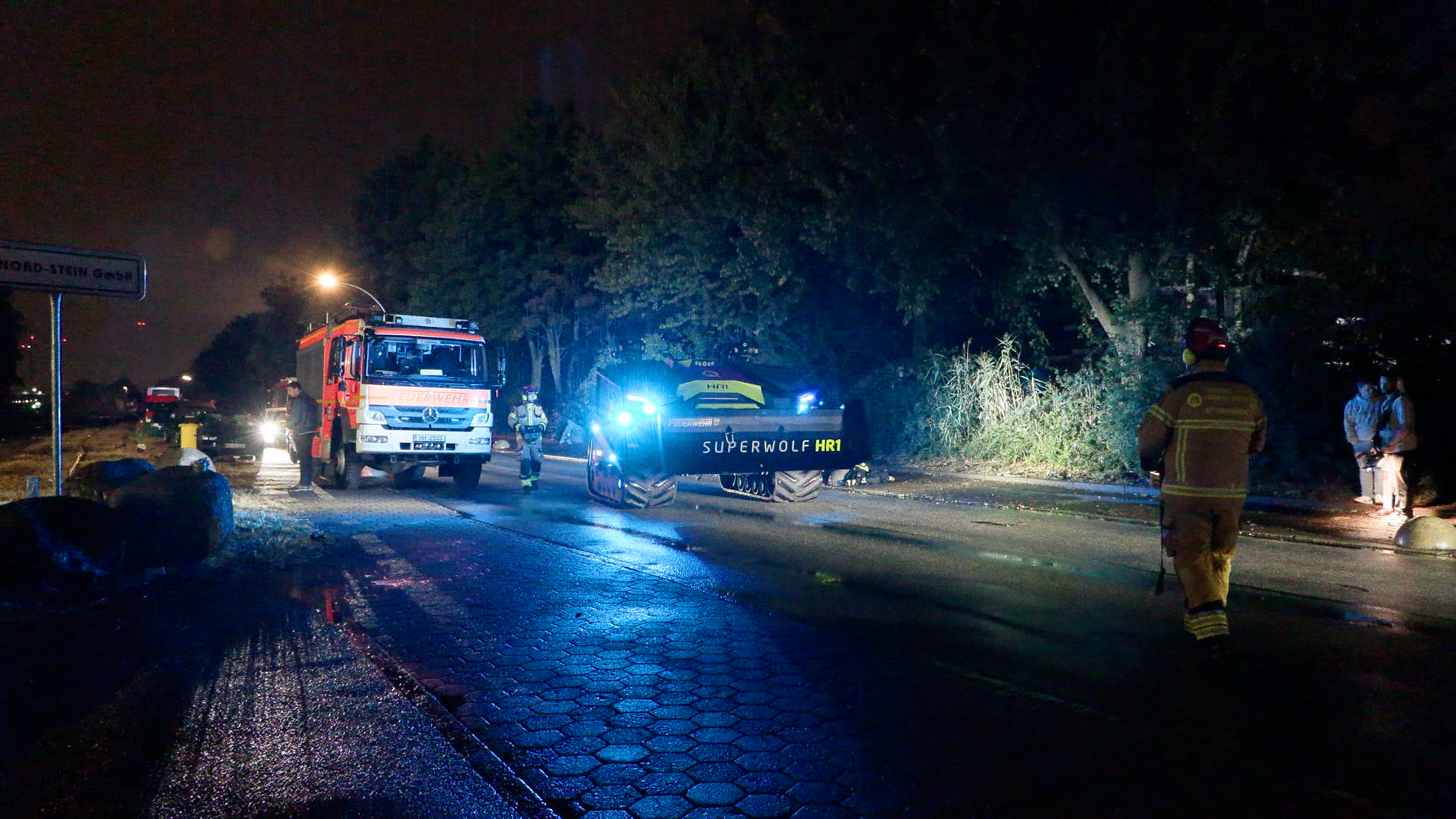 Der Löschroboter „Superwolf“ soll dort eingesetzt werden, wo es für Feuerwehrleute zu gefährlich ist.