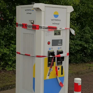 Die Schnellladekabel zweier Säulen wurden in Glinde geklaut.