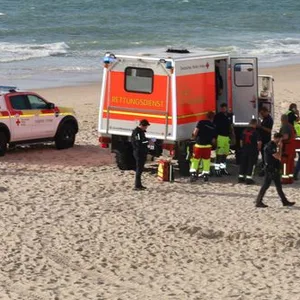 Drama auf Sylt. Urlauber geht in Westerland in Nordsee baden und ertrinkt