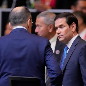 Der russische Außenminister Sergej Lawrow und sein US-Amtskollege Marco Rubio im Gespräch (Archivbild).