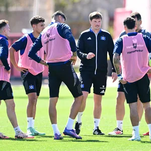 Bereits im Frühjahr reisten Merlin Polzin und seine Profis nach Mallorca. Am Ende der Saison stand der Aufstieg des HSV.