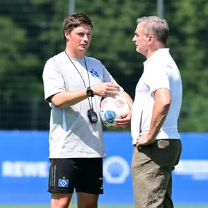 HSV-Trainer Merlin Polzin im Gespräch mit Stefan Kuntz