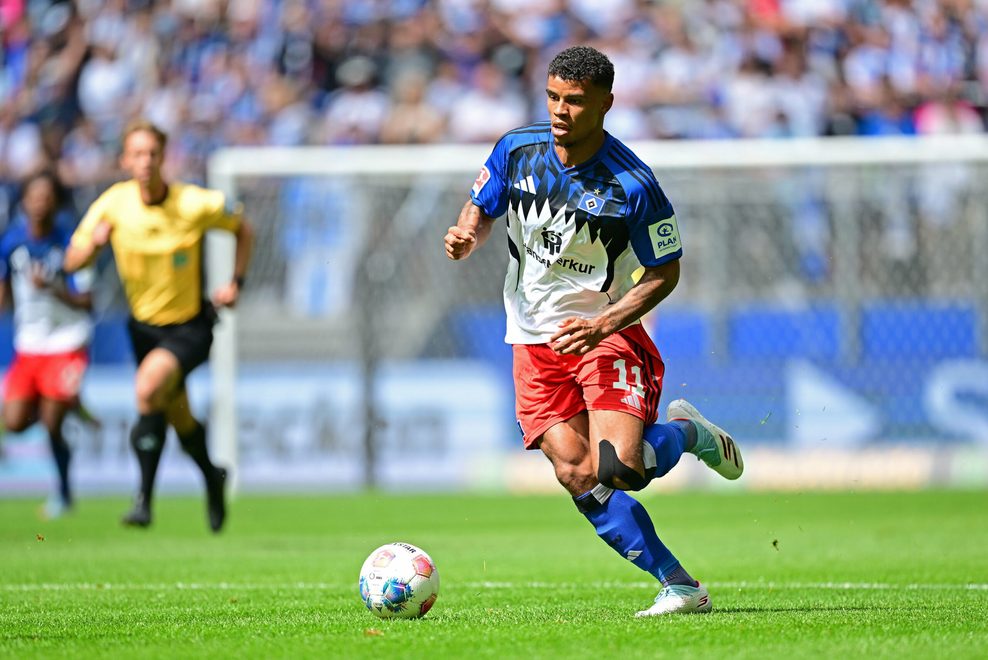Ransford Königsdörffer im Testspiel gegen Lyon am Ball