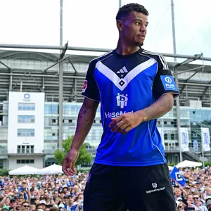 Ransford Königsdörffer beim Volksparkfest