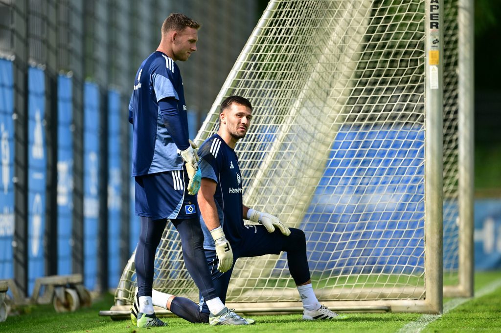Daniel Peretz und Daniel Heuer Fernandes beim Aufwärmen