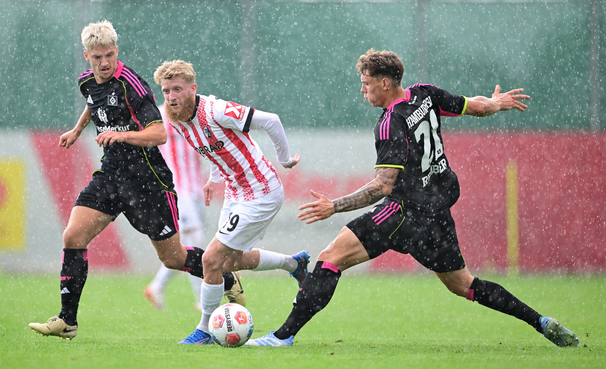 Noah Katterbach und Nicolai Remberg gegen Jan-Niklas Beste
