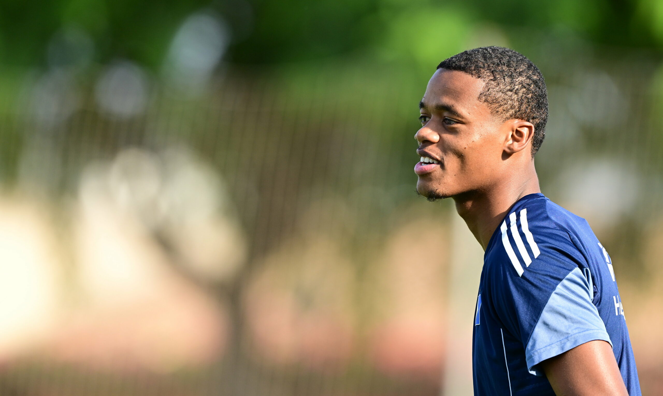 Warmed Omari bei seinem ersten HSV-Training