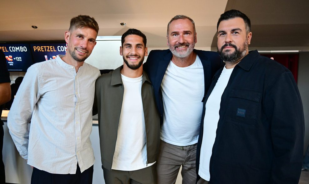 Ex-HSV-Assistent Julian Hübner, Ex-HSV-Profi Ludovit Reis, Ex-Chefcoach Tim Walter und Filmemacher Tom Häussler (v.l.)