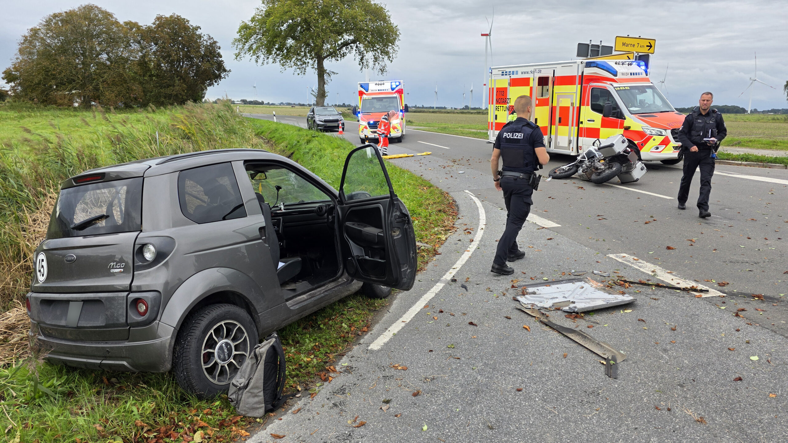 Die Unfallstelle in Trennewurth (Kreis Dithmarschen).
