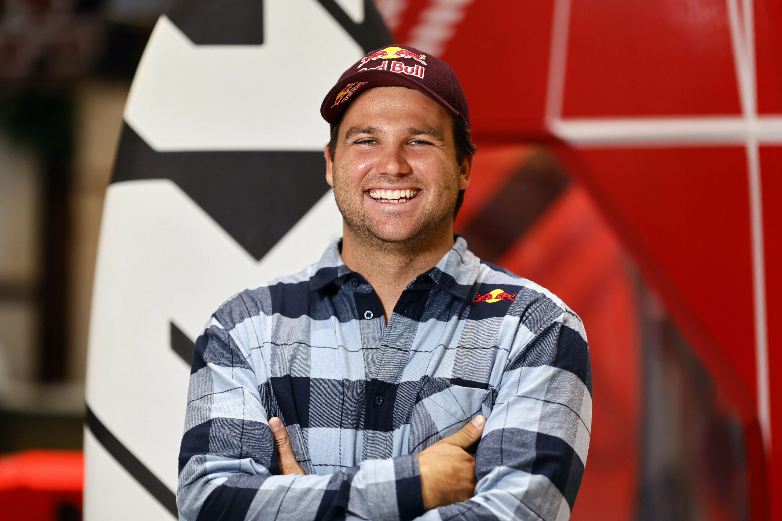 Der fünffache Windsurf-Weltmeister Philip Köster lacht