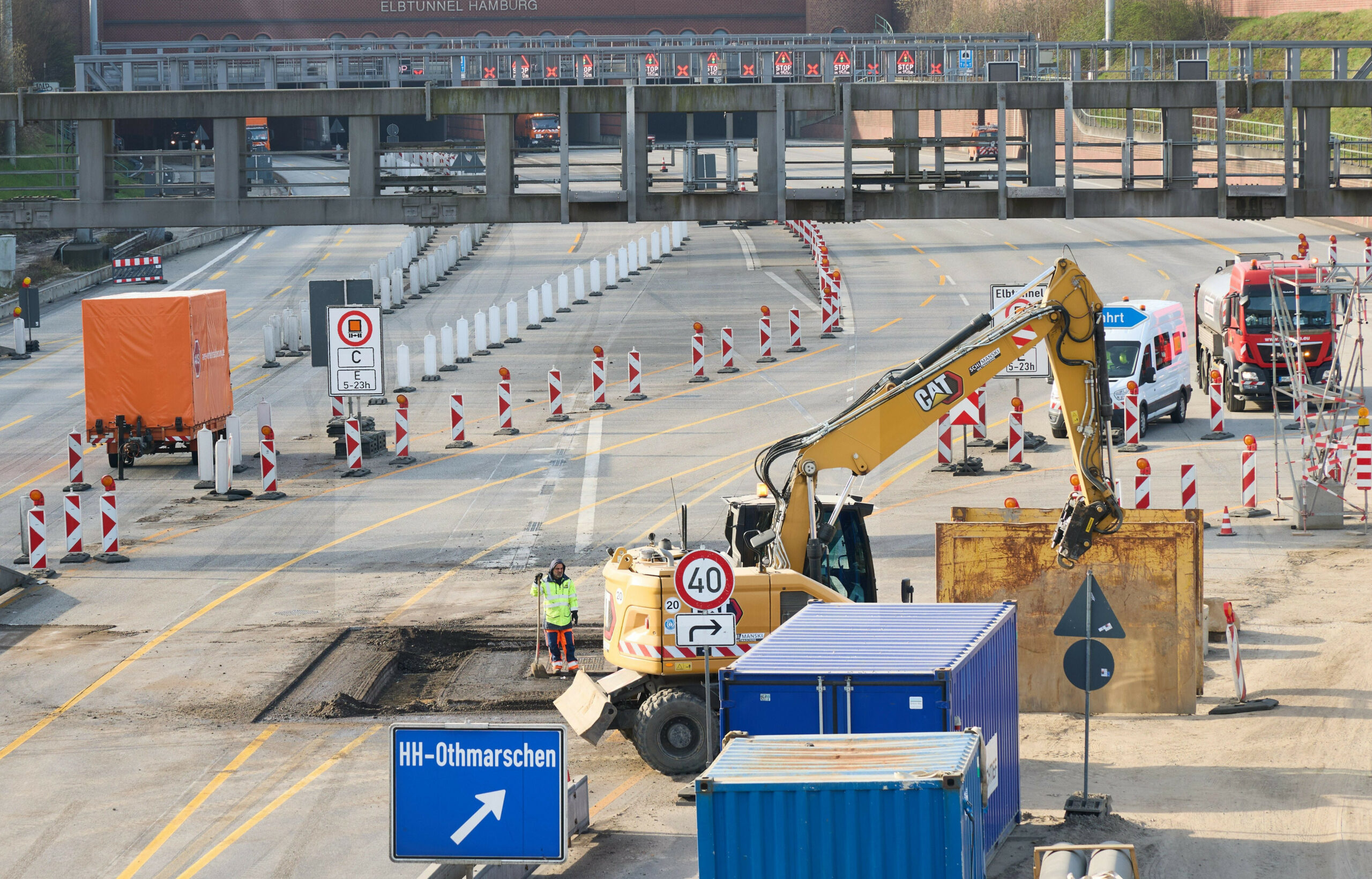 Elbtunnel an a7 bis Montagmorgen gesperrt – so ist die Verkehrslage in Hamburg