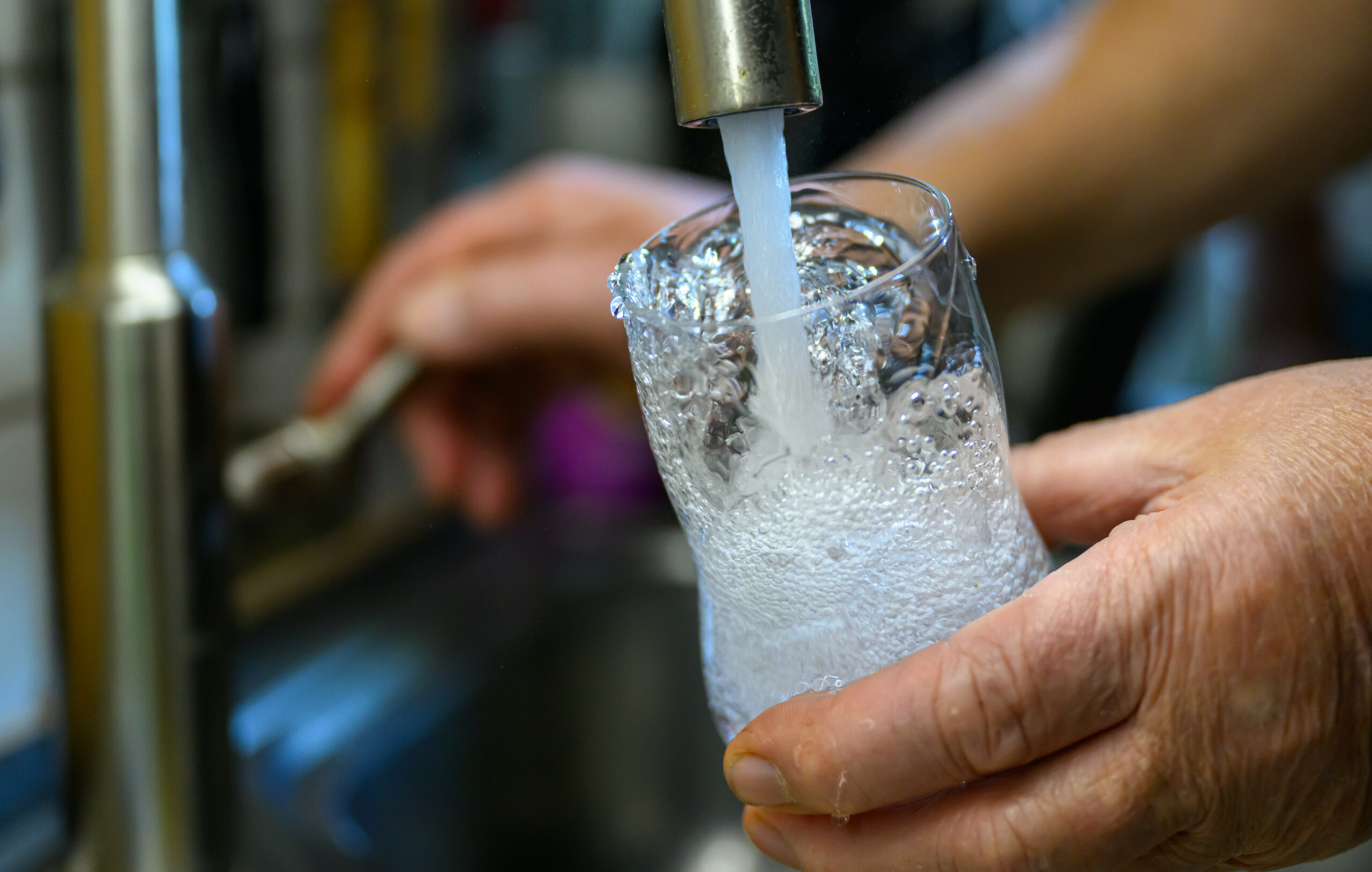 Trinkwasser Glas