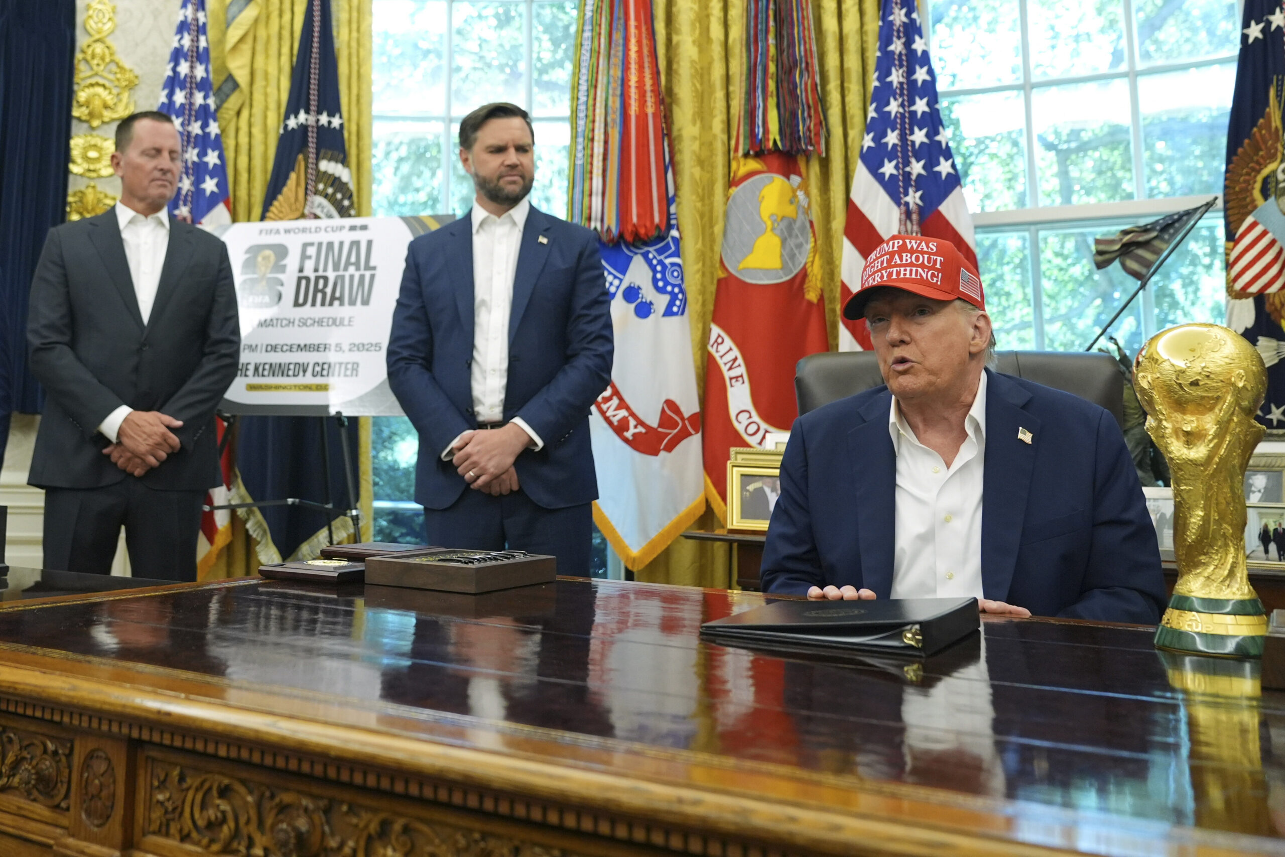 Sie predigten Meinungsfreiheit, treten sie in Wahrheit aber mit Füßen: Richard Grenell, J.D. Vance und Donald Trump (v.l.) im Weißen Haus.