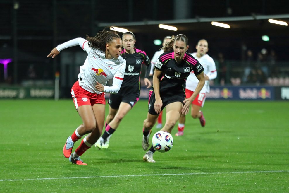 Lisa Baum im Spiel gegen den HSV