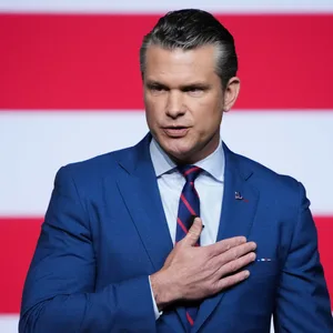 Verteidigungsminister Pete Hegseth sprach in der Marine Corps Base Quantico zu führenden Militärs.