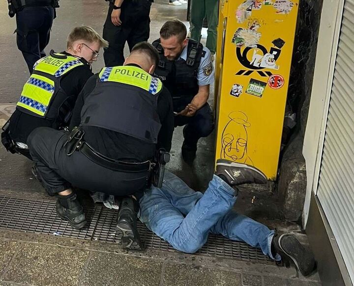 N-chtliche-Gro-kontrolle-am-Hauptbahnhof-Polizei-wird-f-ndig