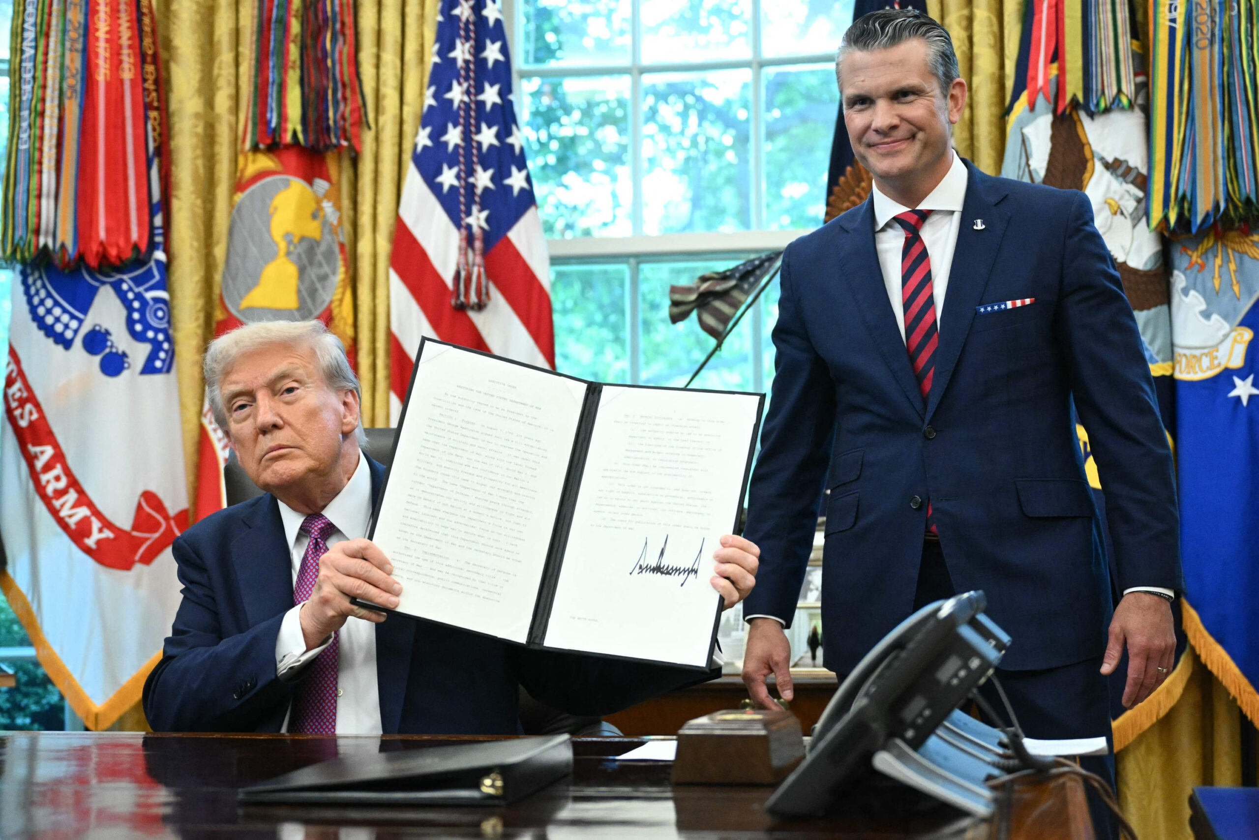 Donals Trump und Pete Hegseth