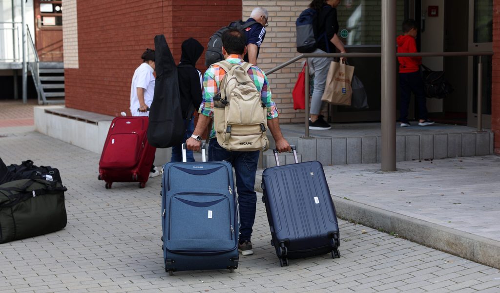 Nach-monatelangem-Warten-52-Afghanen-kommen-nach-Deutschland