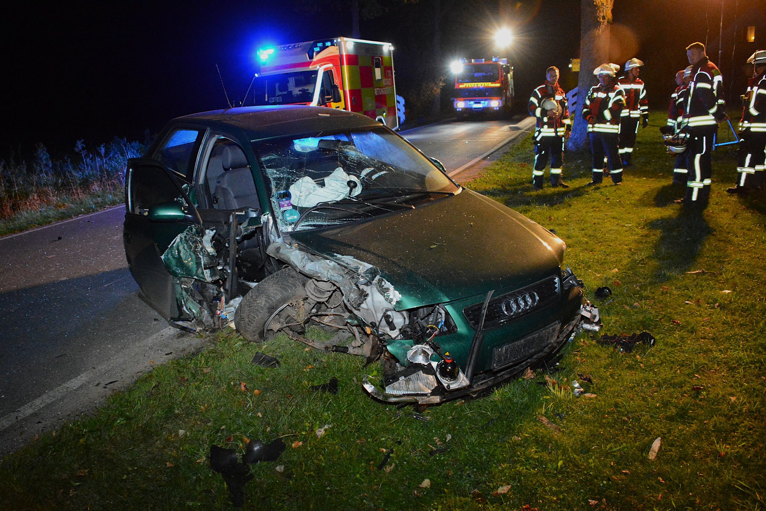 Der zerstörte Audi in Franzdorf
