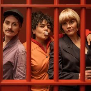 Standfoto "Gar kein Geld macht auch nicht glücklich"