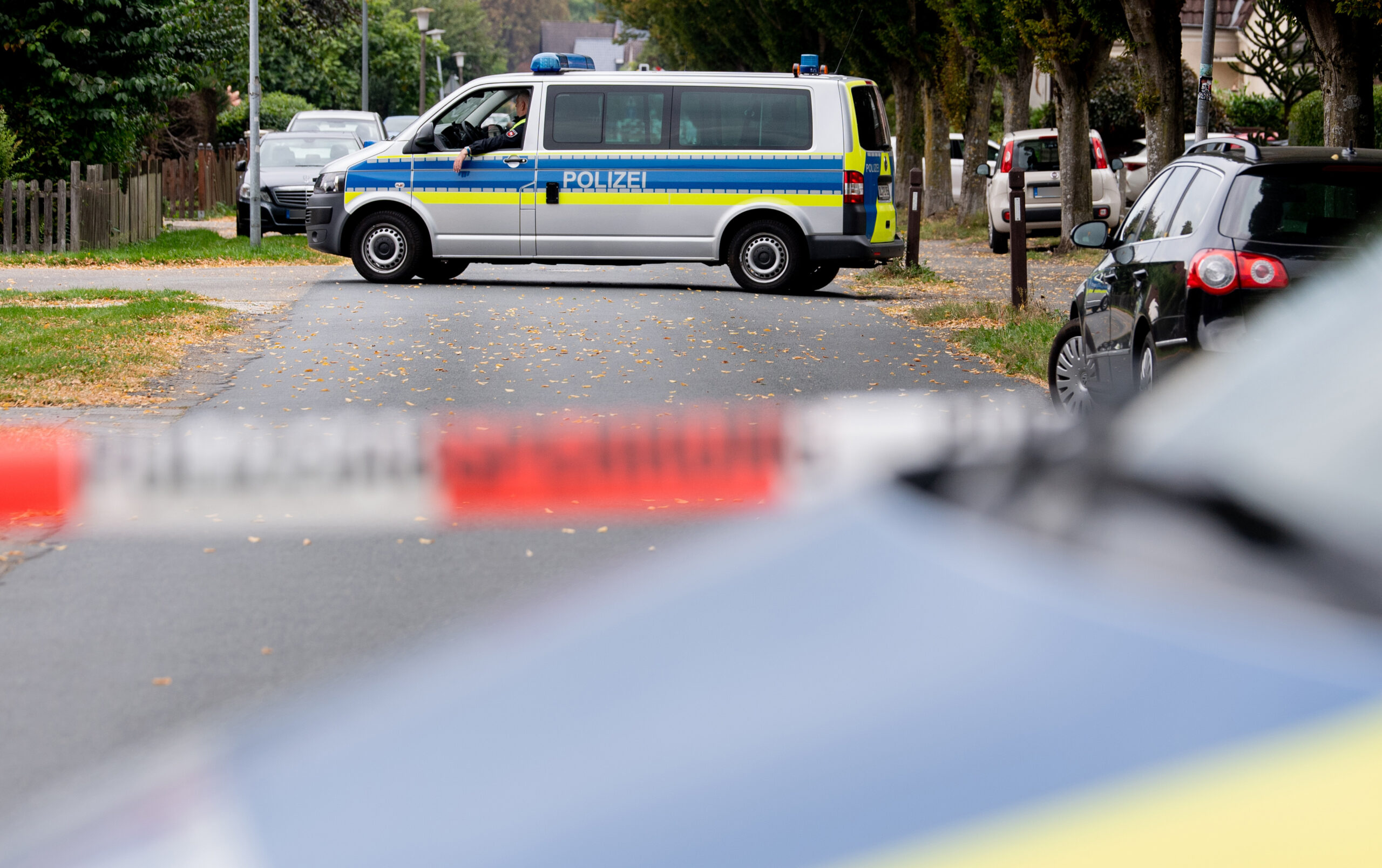 Polizei-Absperrung in der Nähe des Tatortes in Oldenburg-Osternburg.