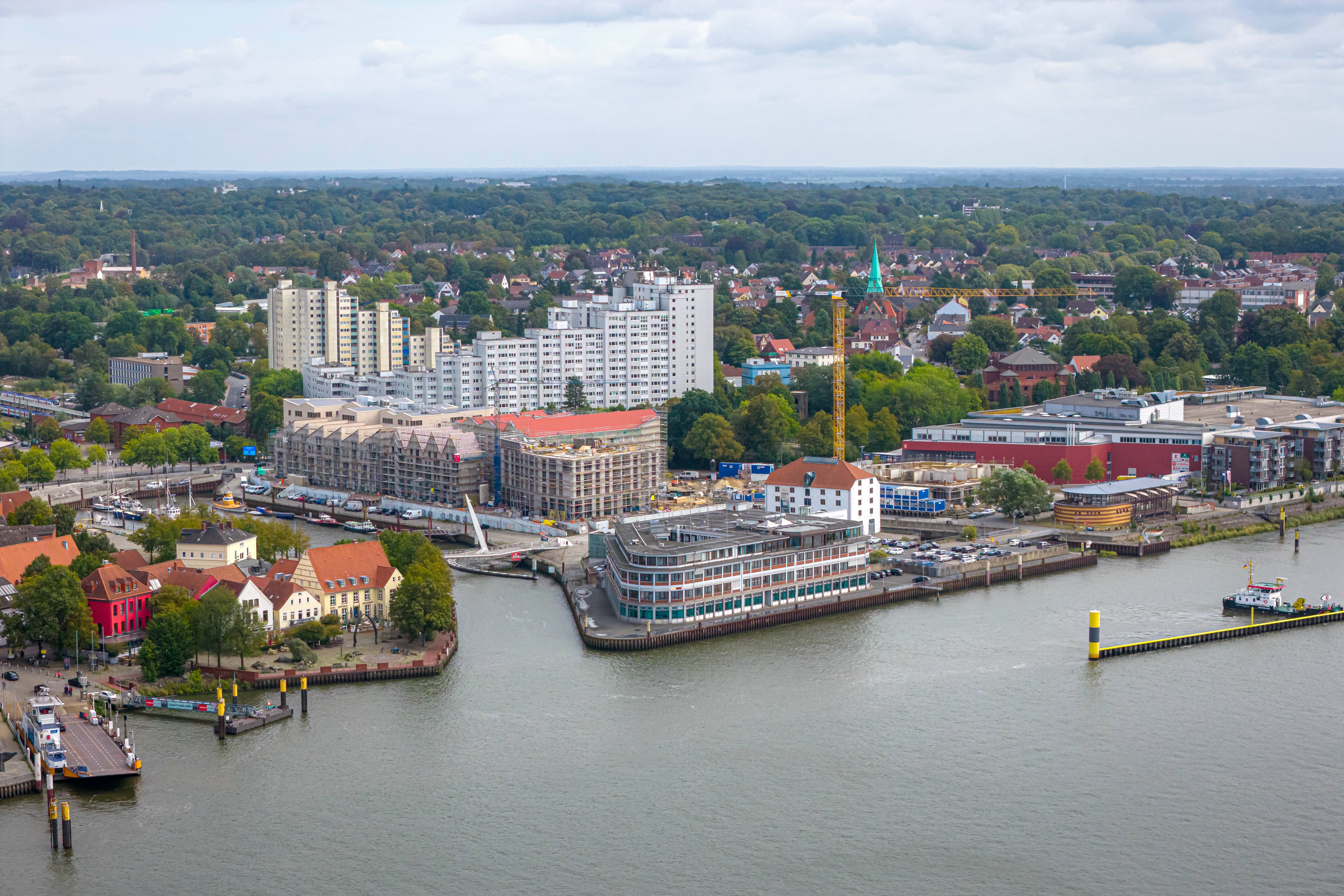 Der Hauptsitz von Naval Vessels Lürssen (NVL), der Marinesparte der Werftengruppe Lürssen, in Bremen-Vegesack.