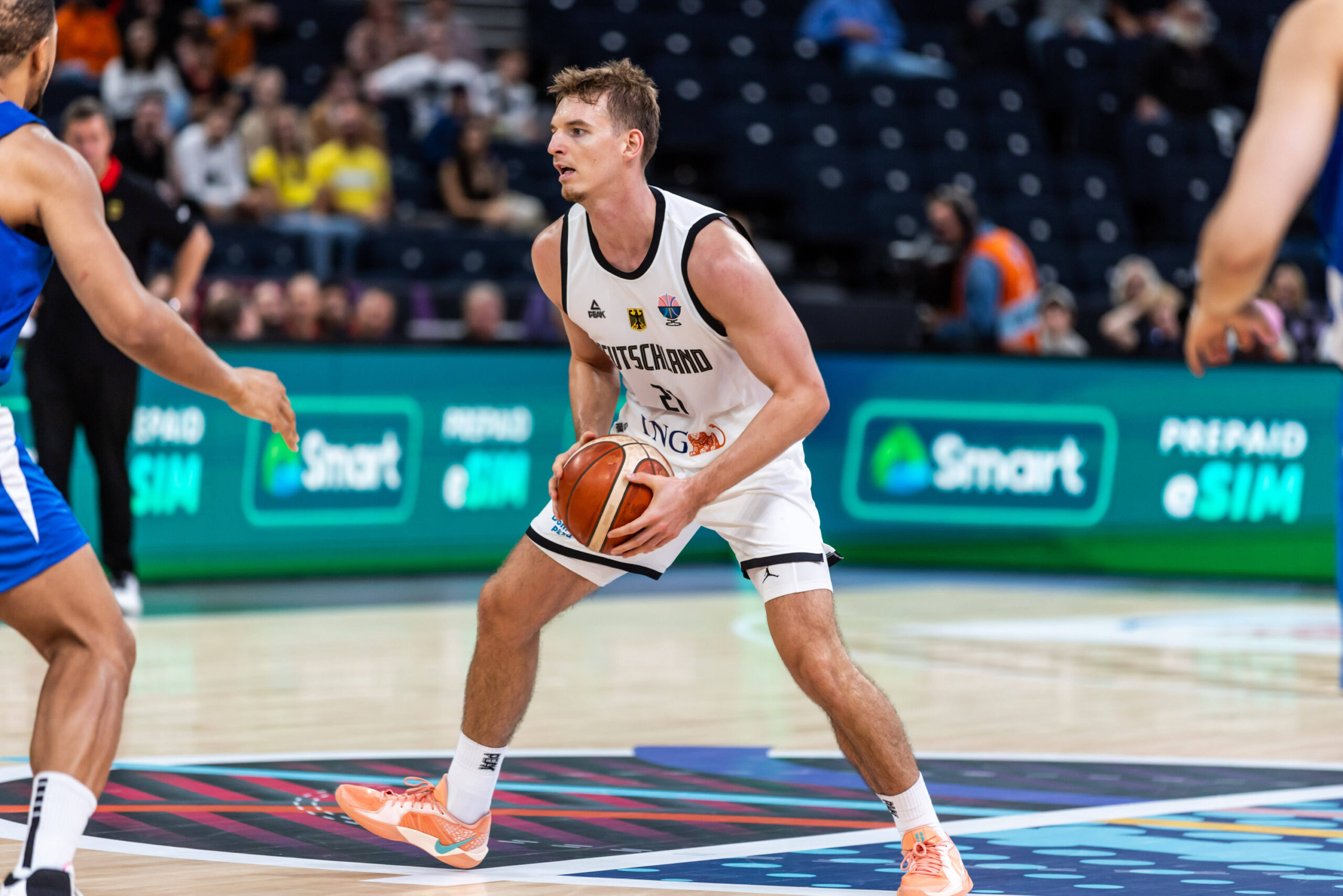 Justus Hollatz im deutschen EM-Spiel gegen Großbritannien