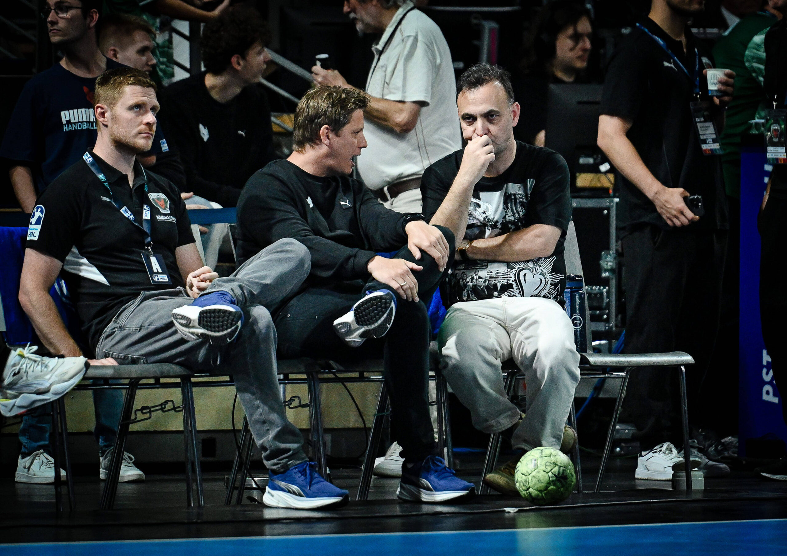 Bob Hanning mit dem neuen Füchse-Trainer Nicolej Krickau