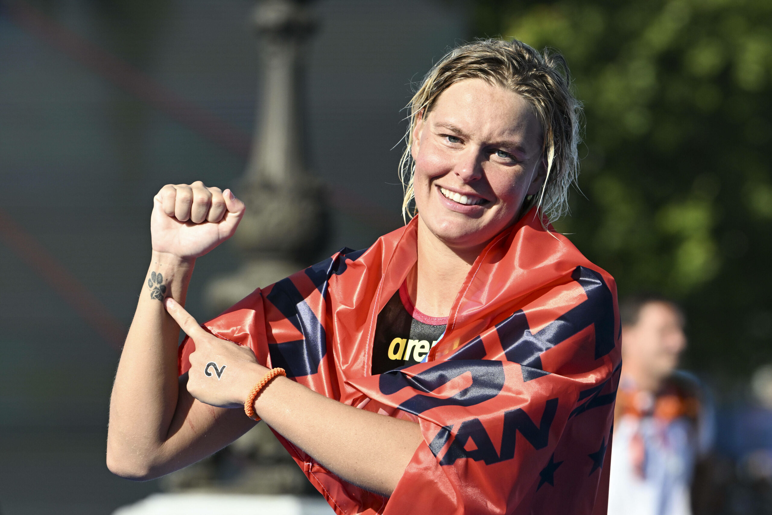 Sharon van Rouwendaal nach ihrem Olympiasieg in Paris